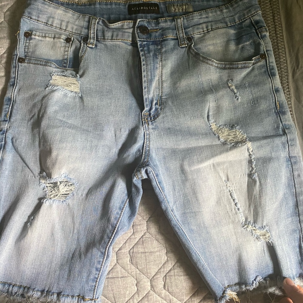 AEROPOSTALE MEN SHORTS |
